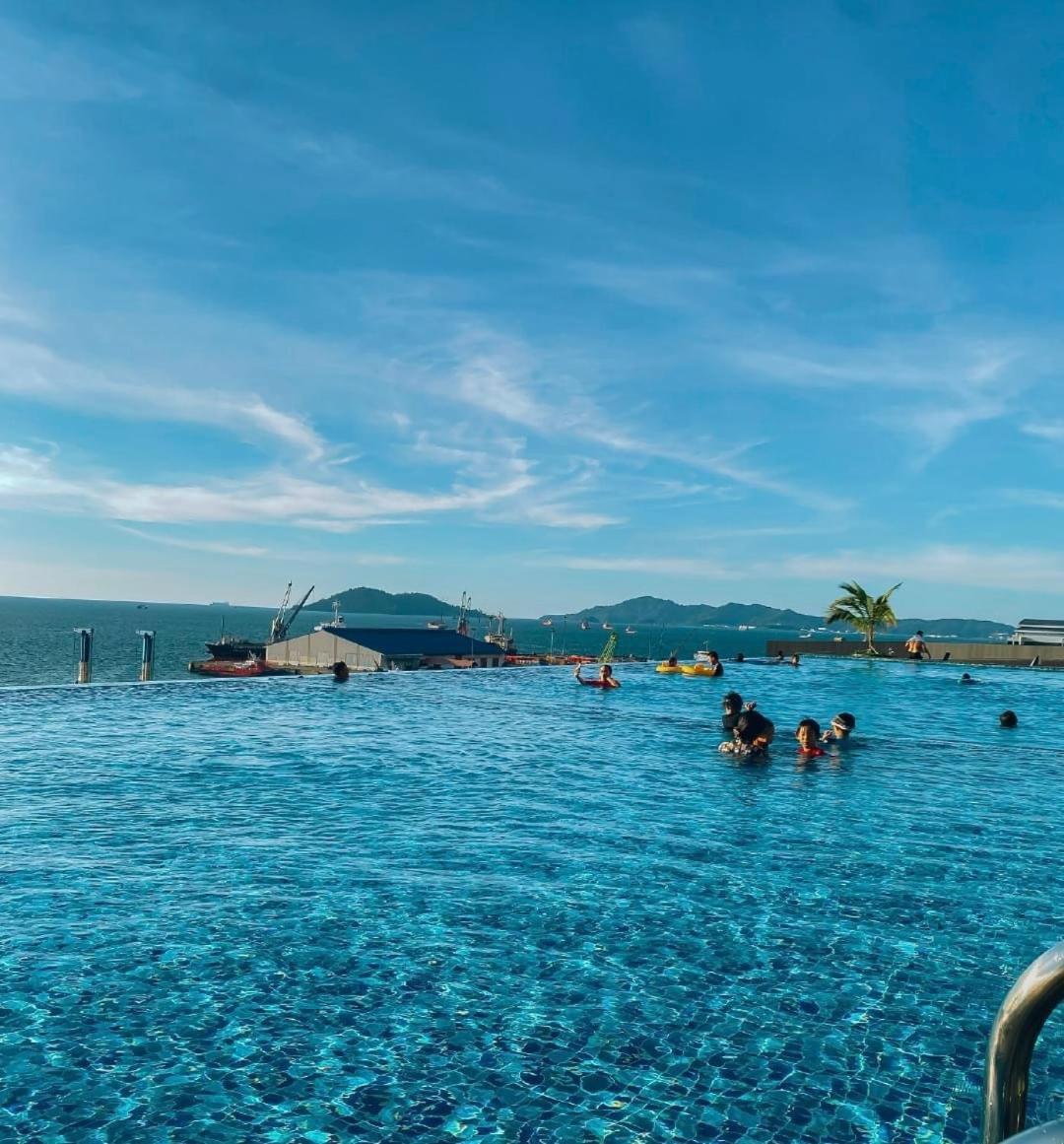 Seaview Luxury Condo Homestay 2Bed 2Bath Jesselton Quay By R2 Residence Kota Kinabalu Eksteriør billede